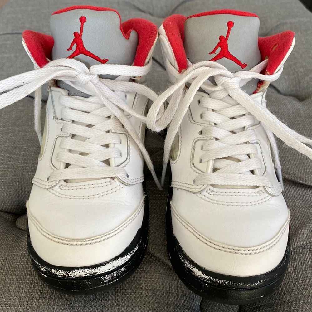 Jordan 5 Retro Fire Red Silver Tongue (2020) Size 11C